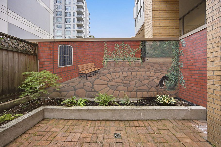 1182 Richards Street Vancouver, BC - 17