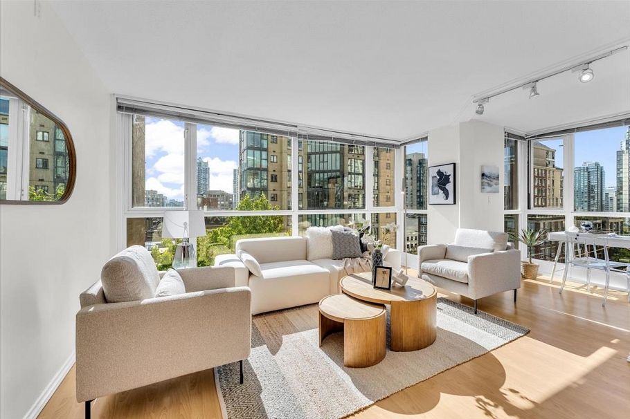 708 1188 Richards Street Vancouver, BC - 1