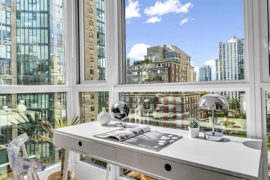 708 1188 Richards Street Vancouver, BC - 11