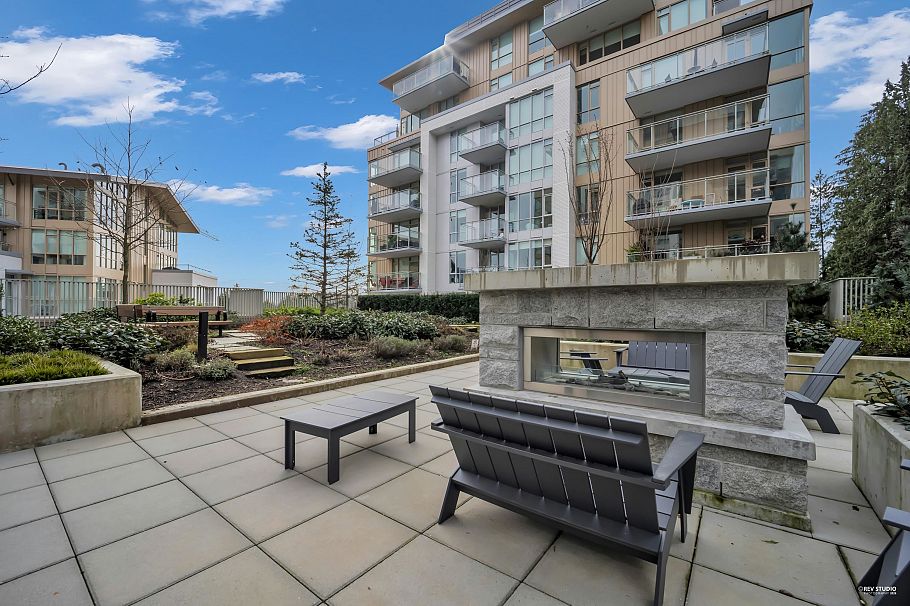 306 2325 Emery Court North Vancouver, BC - 15