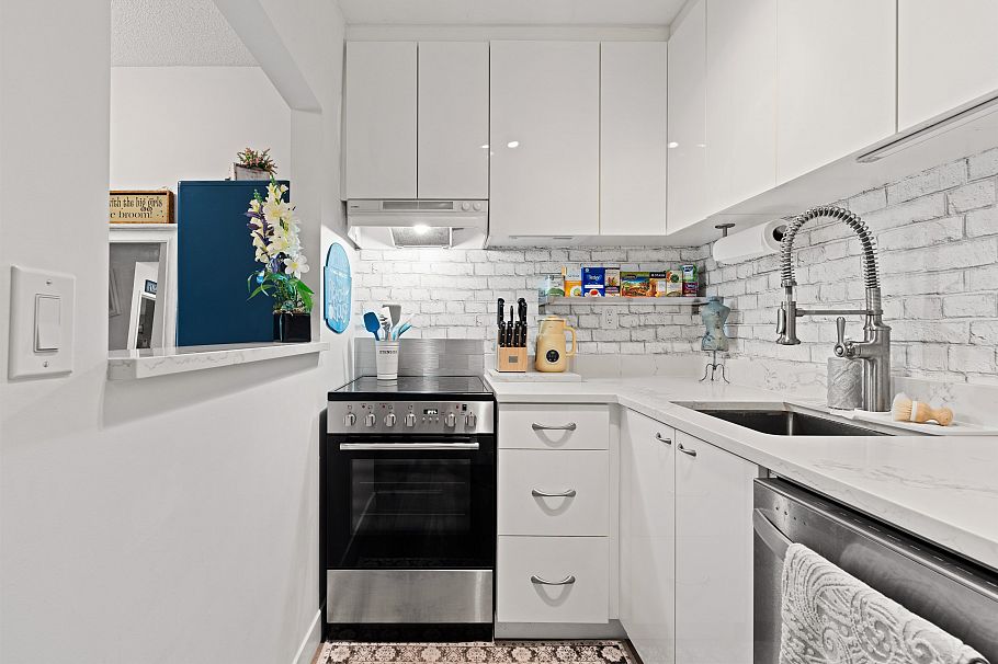 401 2173 W 6 Avenue Vancouver, BC - 14