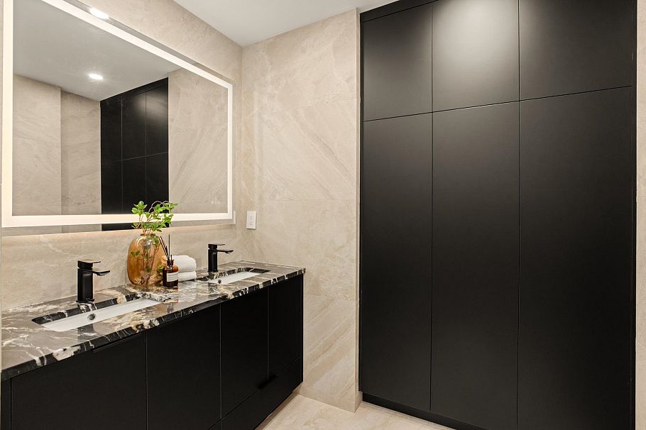2803 1239 W Georgia Street Vancouver, BC - 28