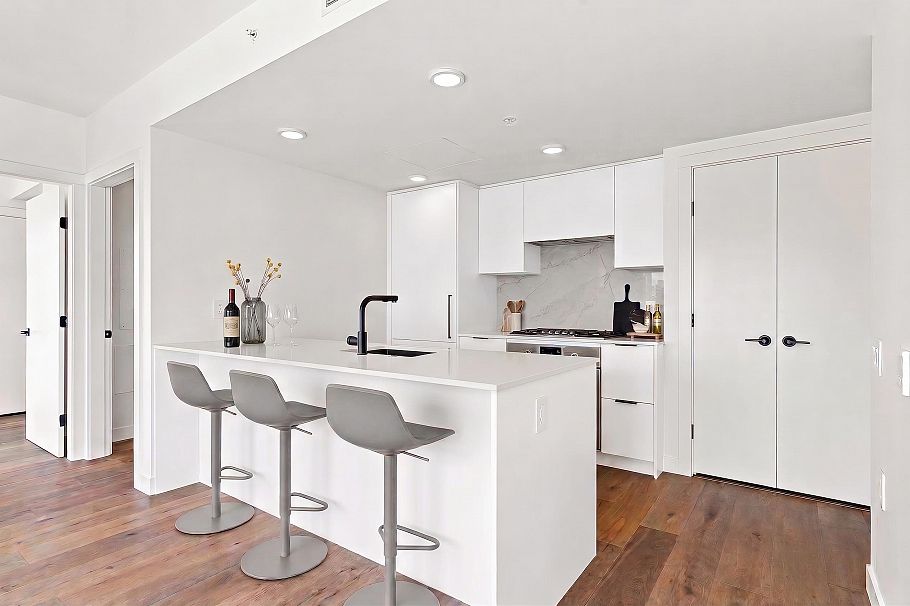 604 8080 Oak Street Vancouver, BC - 12