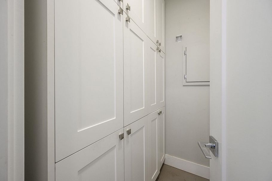 3201 Lonsdale Avenue North Vancouver, BC - 25