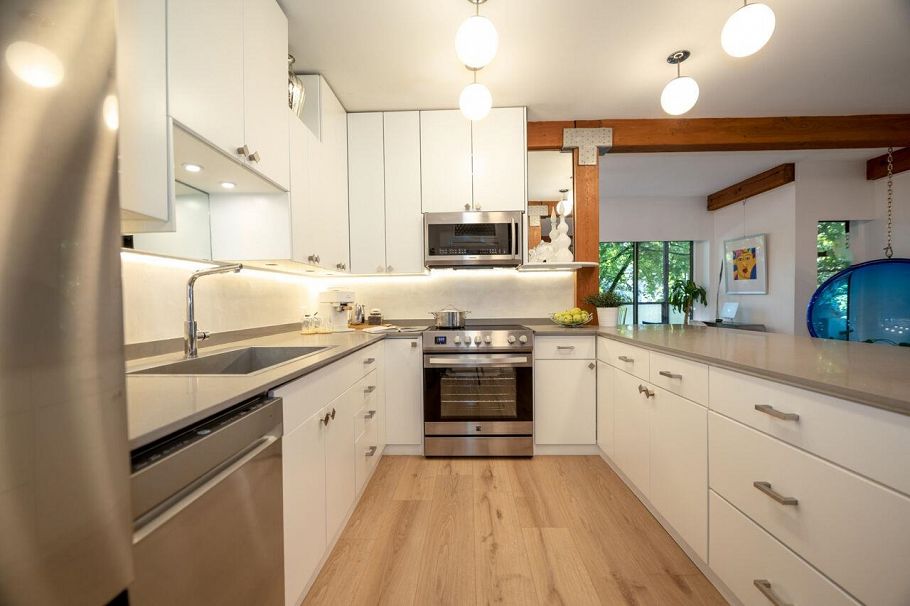 202 1535 Nelson Street Vancouver, BC - 10