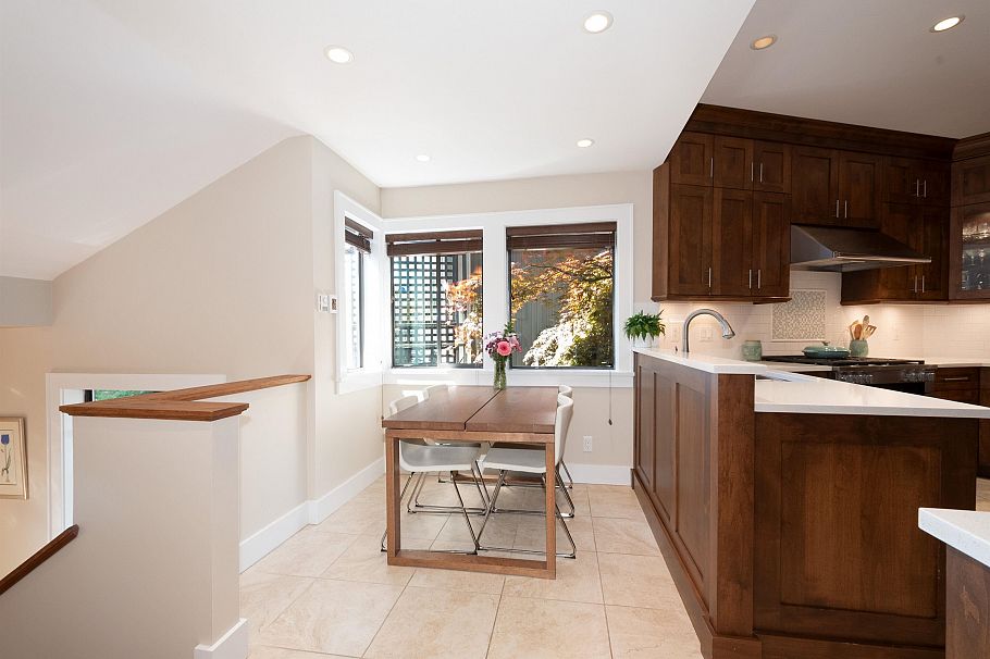 2643 Panorama Drive North Vancouver, BC - 6