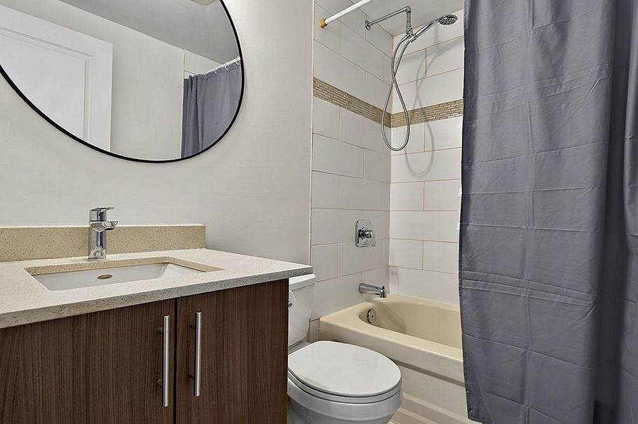 101 750 E 7th Avenue Vancouver, BC - 18