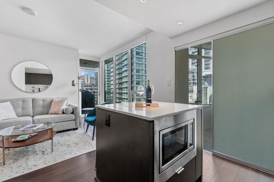 601 161 E 1st Avenue Vancouver, BC - 6