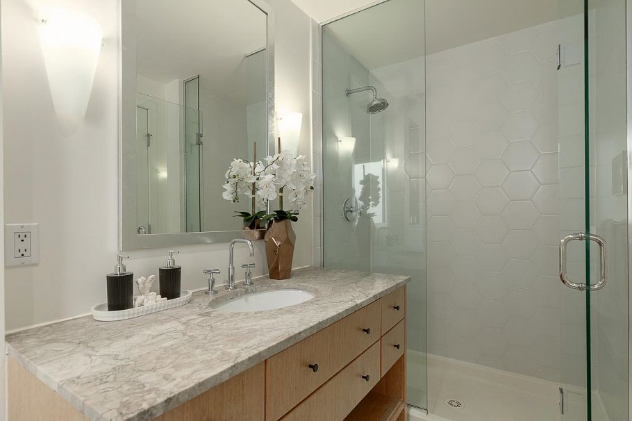 2943 Laurel Street Vancouver, BC - 29