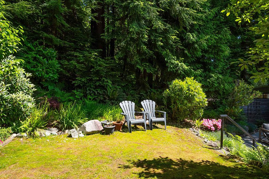 2643 Panorama Drive North Vancouver, BC - 37