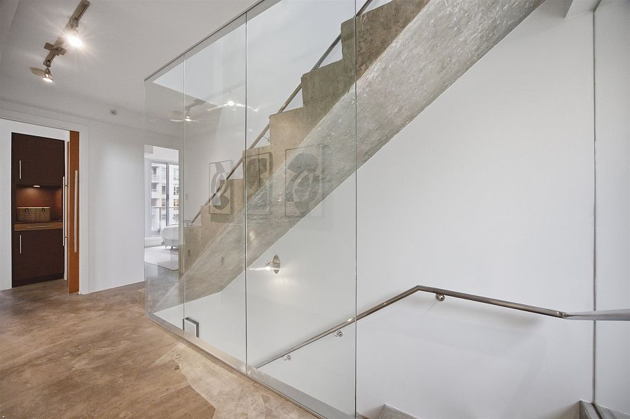 1182 Richards Street Vancouver, BC - 25