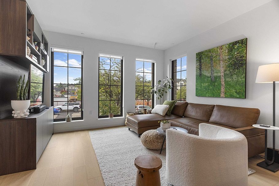102 157 W King Edward Vancouver, BC - 4