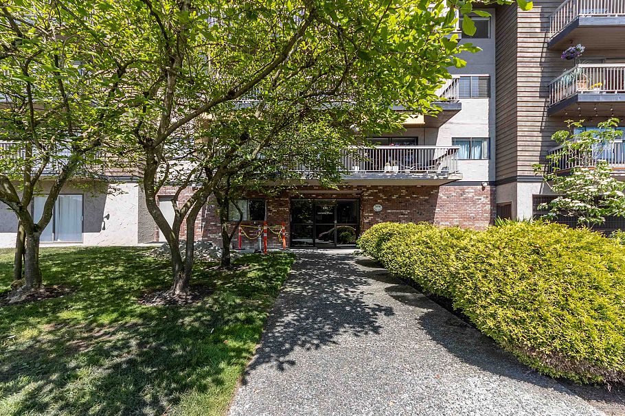 205 330 W 2nd Street North Vancouver, BC - 14