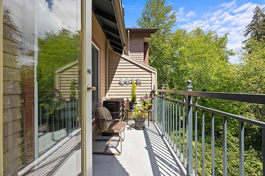 306 1140 Strathaven Drive North Vancouver, BC - 23