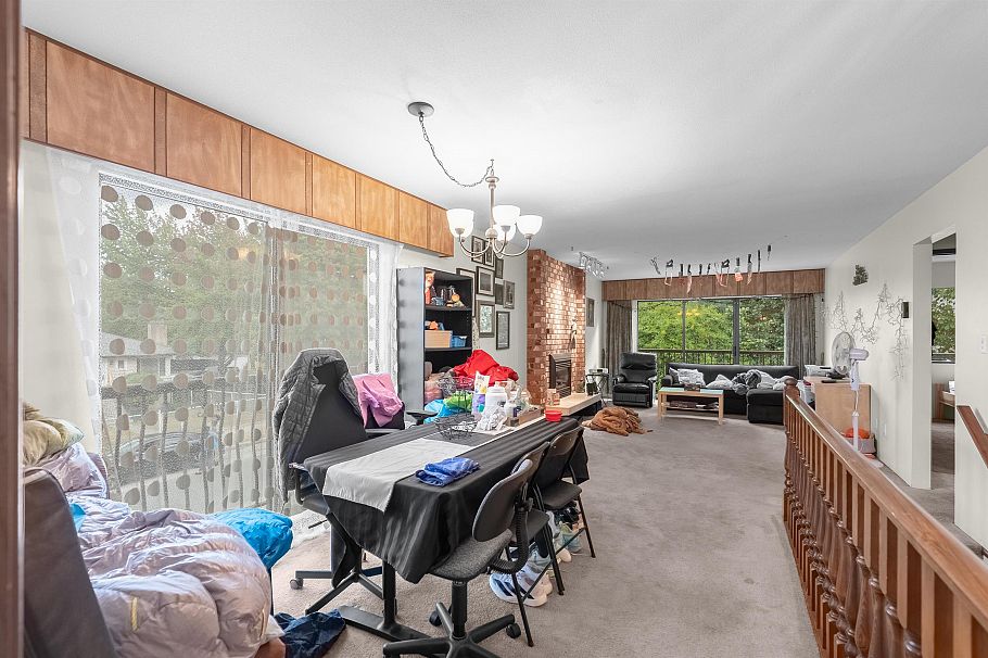 2474 E 24th Avenue Vancouver, BC - 8