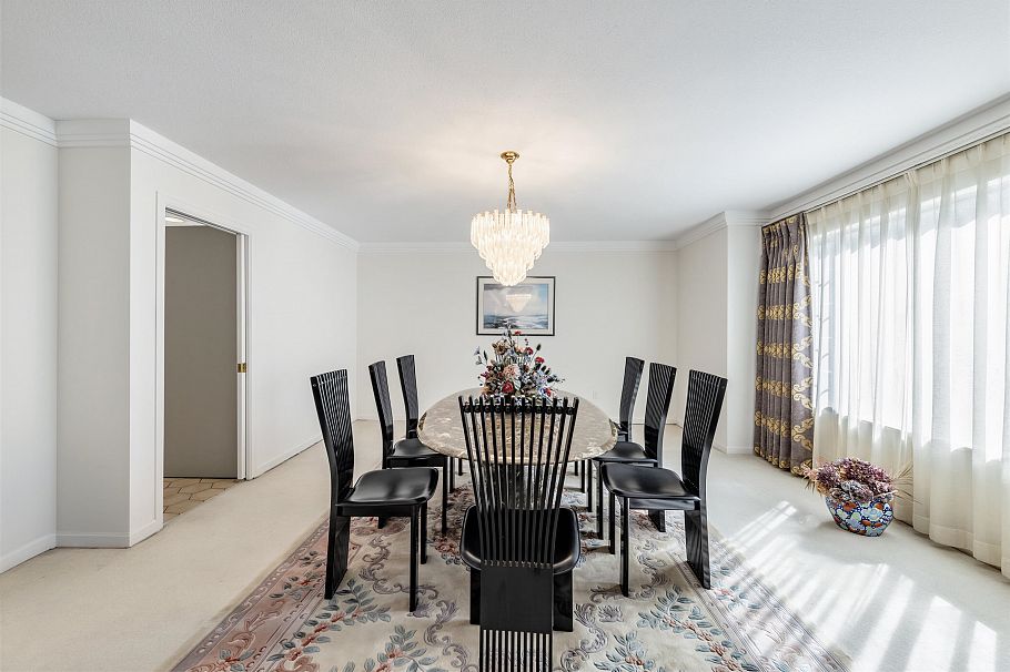 1363 W 48th Avenue Vancouver, BC - 6