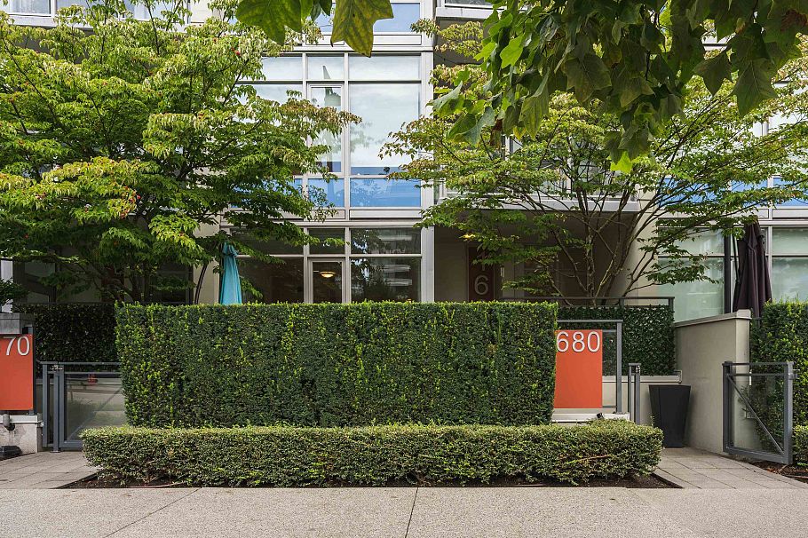 1680 Quebec Street Vancouver, BC - 32