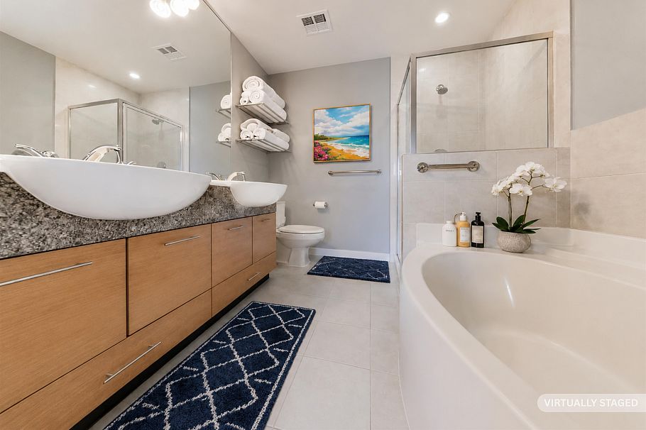 510 530 Raven Woods Drive North Vancouver, BC - 23