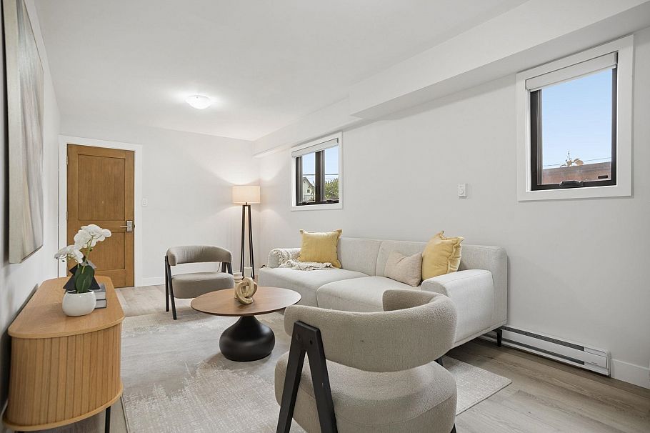 76 E 46th Avenue Vancouver, BC - 30