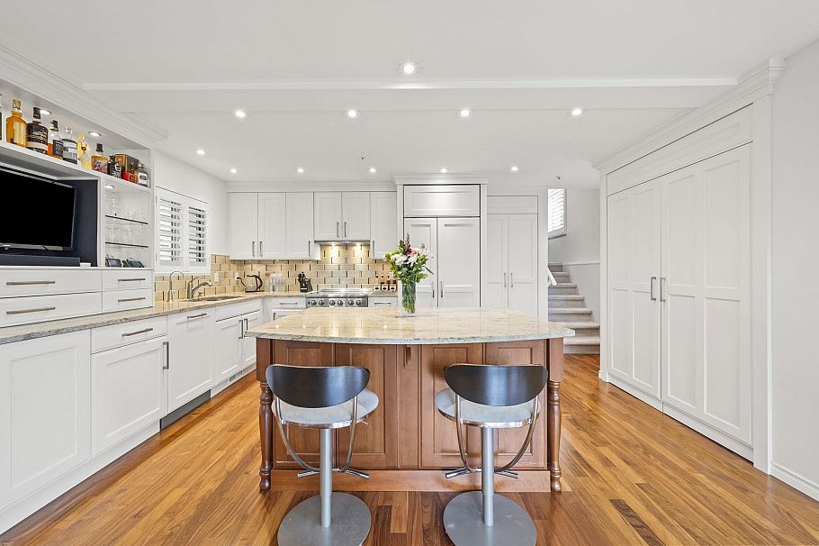 2408 SE Marine Drive Vancouver, BC - 1