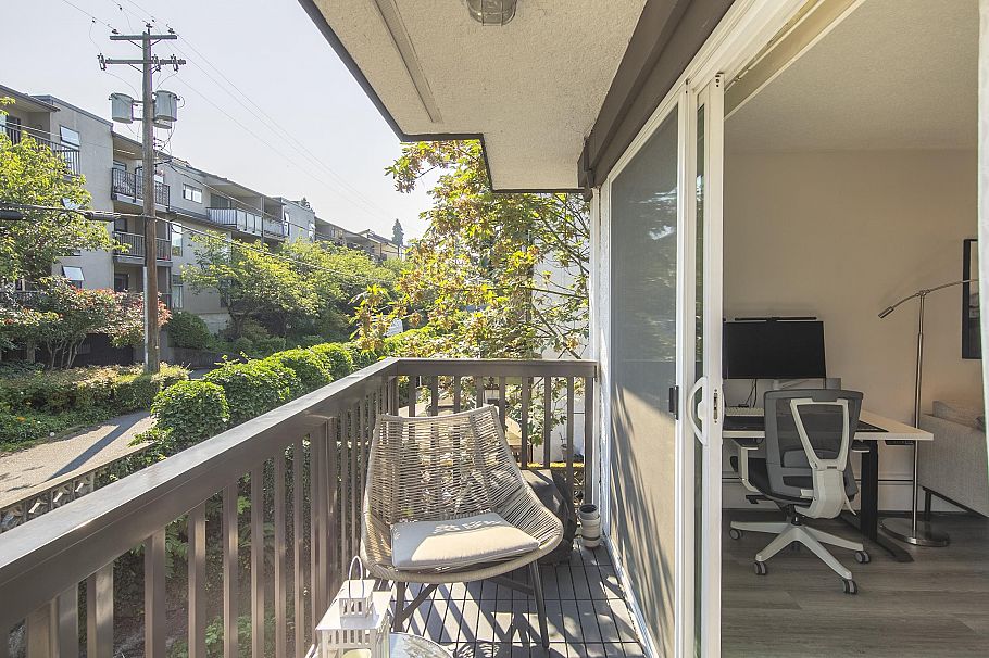 203 270 W 3rd Street North Vancouver, BC - 21