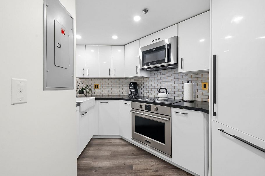 102 1550 SW Marine Drive Vancouver, BC - 10