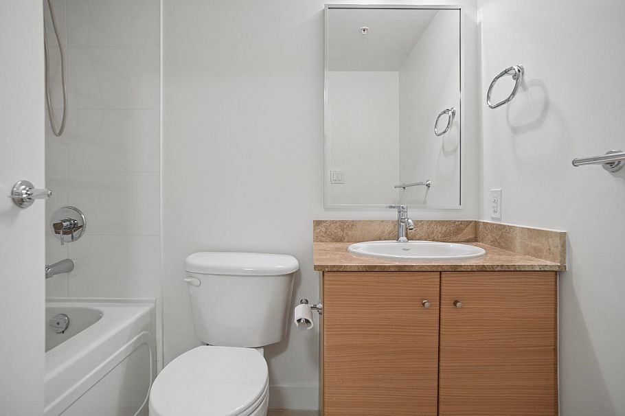 TH938 Homer Street Vancouver, BC - 12