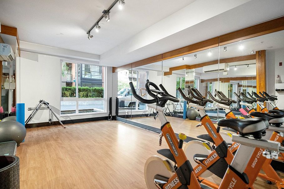 513 733 W 3rd Street North Vancouver, BC - 24