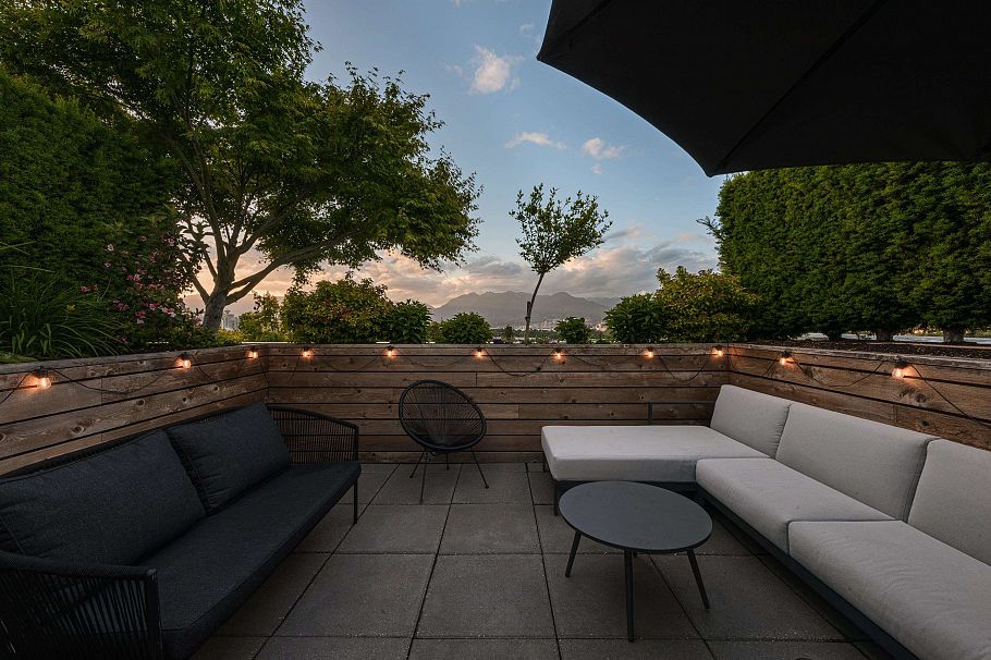 406 2508 Fraser Street Vancouver, BC - 25
