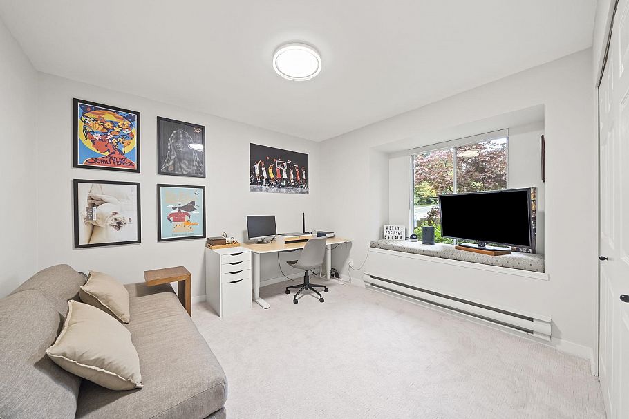 2408 SE Marine Drive Vancouver, BC - 24