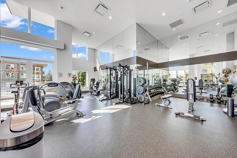 305 2707 Library Lane North Vancouver, BC - 29