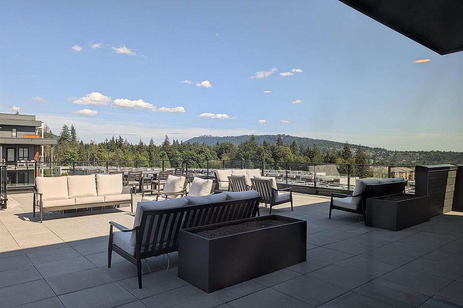 613 3596 Malsum Drive North Vancouver, BC - 35