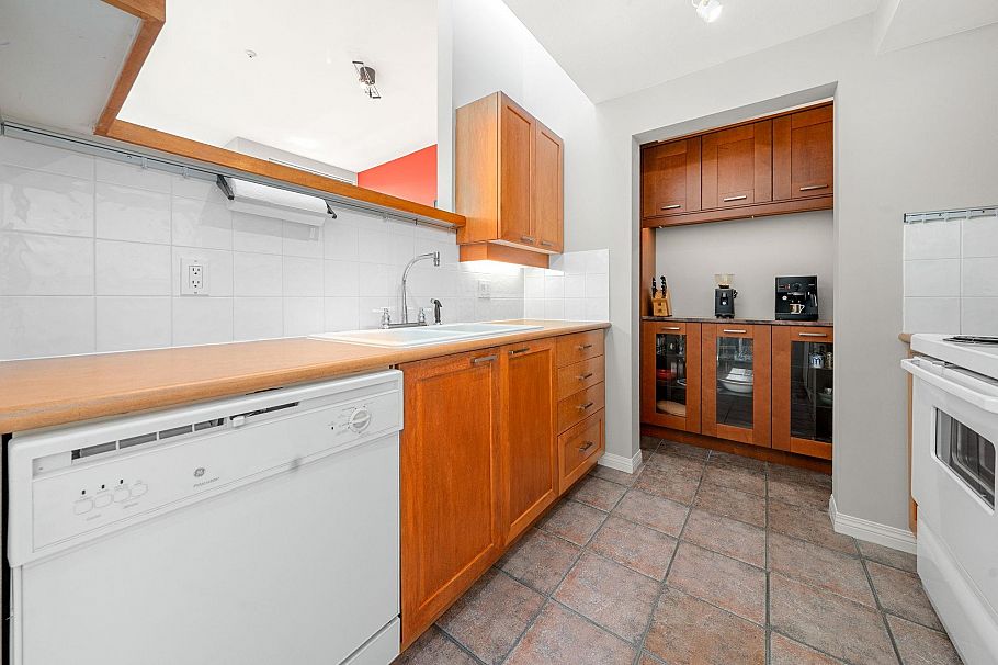 207 669 W 7th Avenue Vancouver, BC - 22