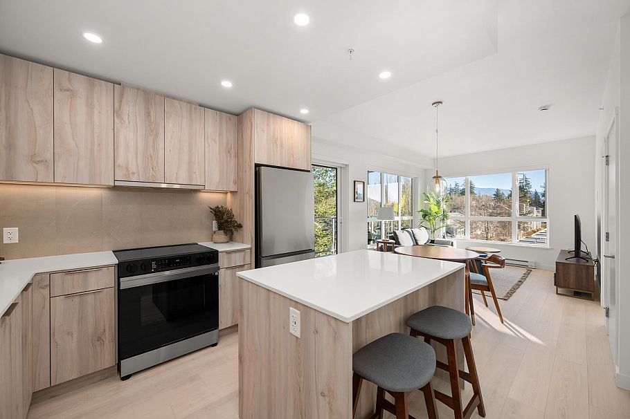613 3596 Malsum Drive North Vancouver, BC - 10