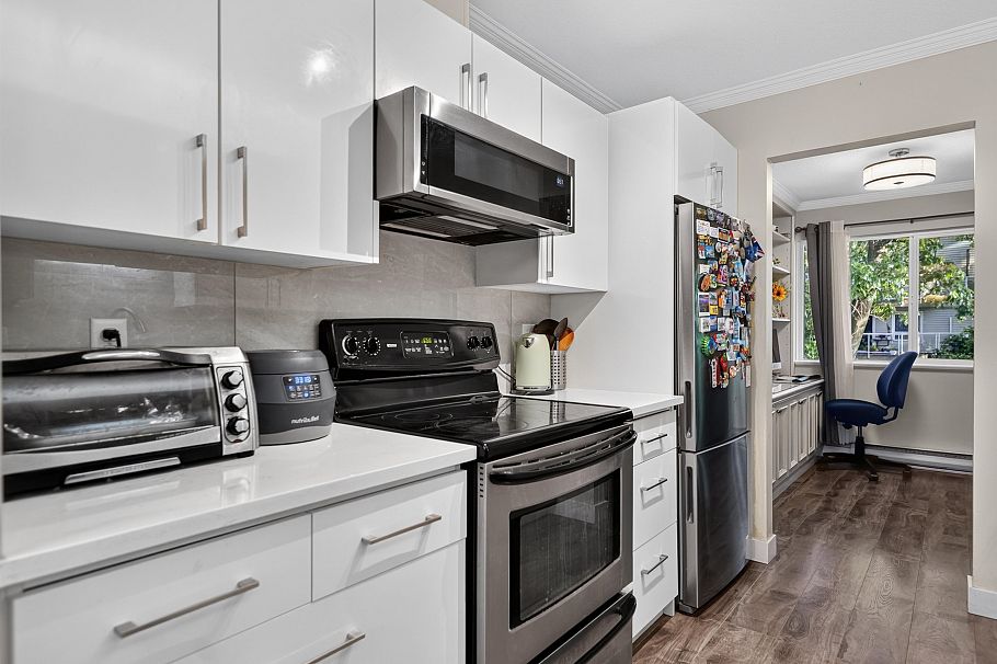 7 828 W 16th Street North Vancouver, BC - 6