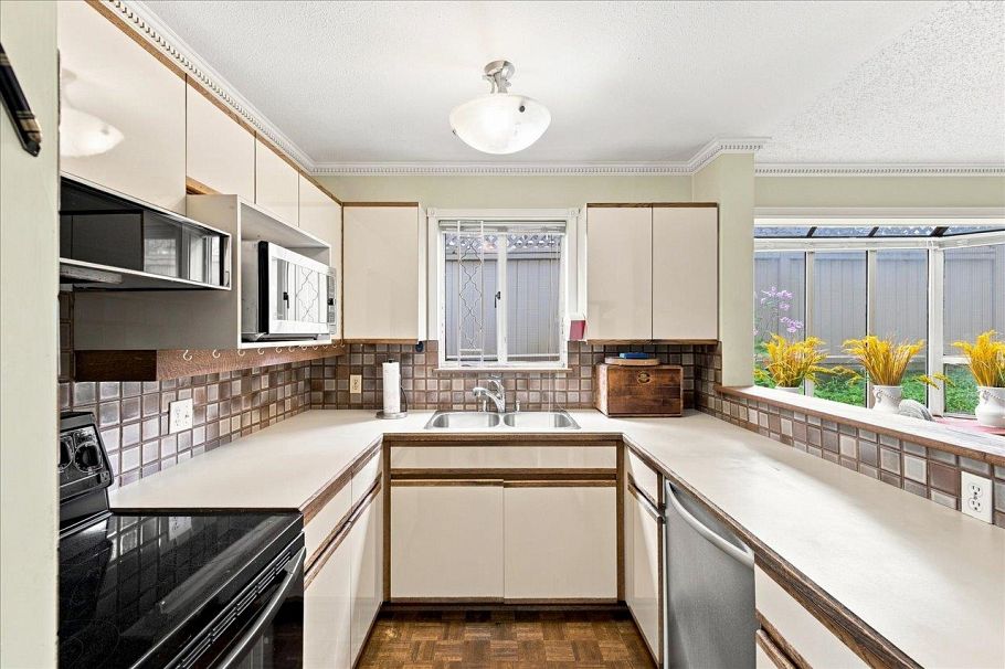1 1176 W 15th Avenue Vancouver, BC - 11