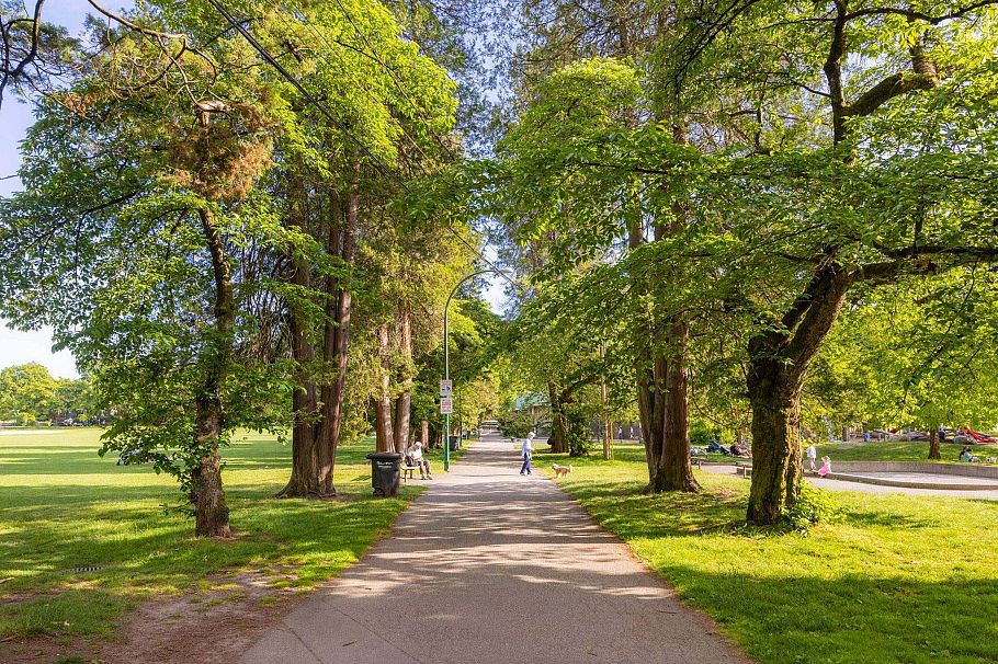 305 980 W 21st Avenue Vancouver, BC - 30