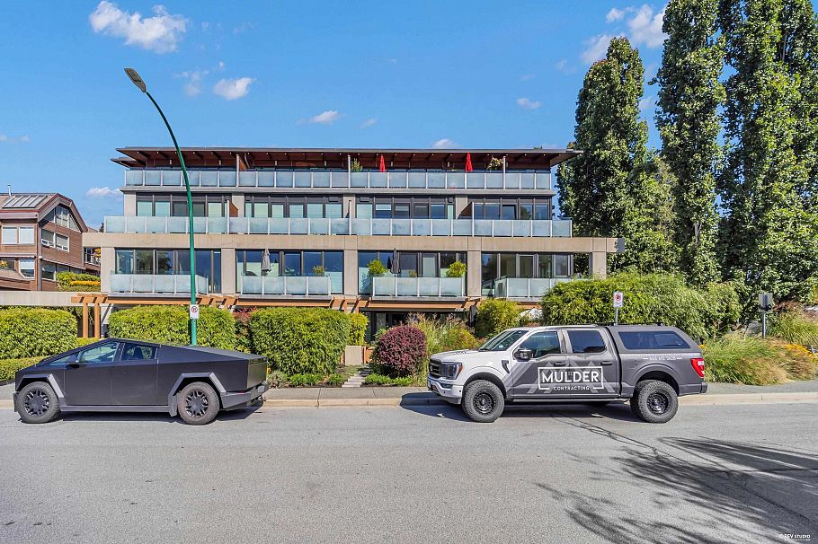 201 650 Evergreen Place North Vancouver, BC - 32