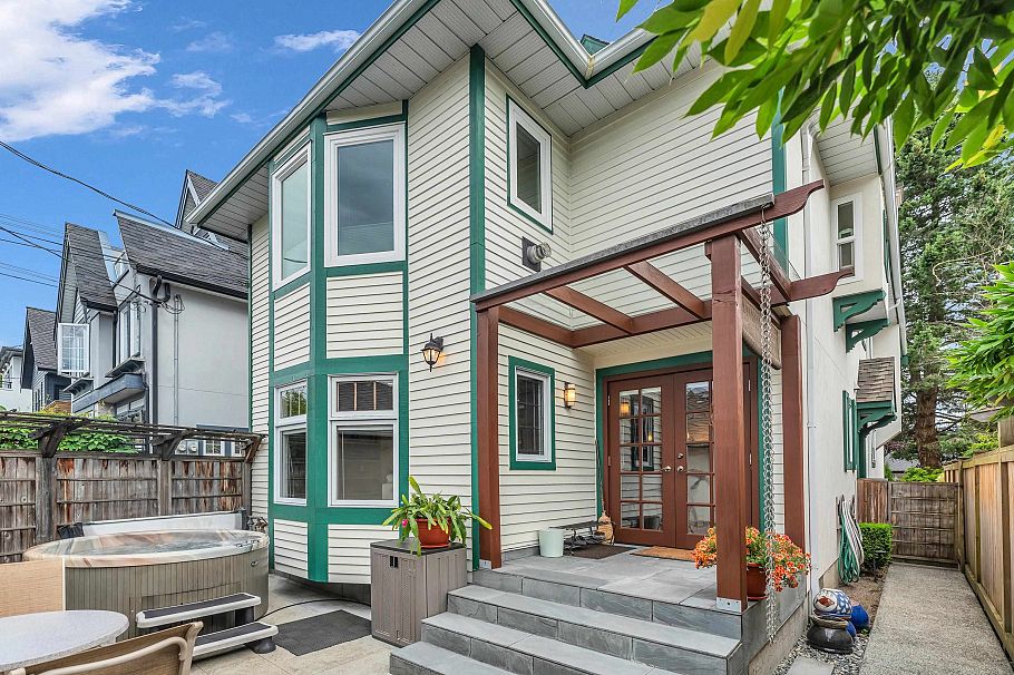 1823 Creelman Avenue Vancouver, BC - 1