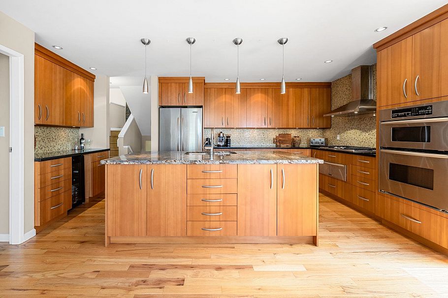 3961 St. Albans Avenue North Vancouver, BC - 19