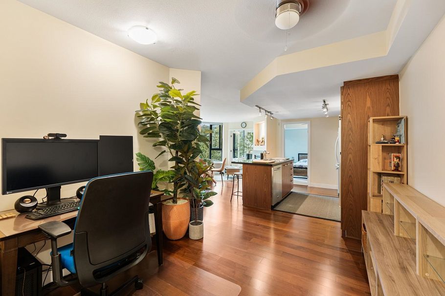 431 3228 Tupper Street Vancouver, BC - 11