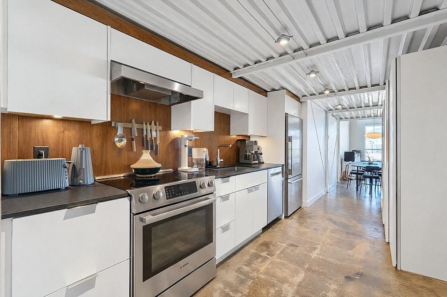 402 338 W 8th Avenue Vancouver, BC - 5