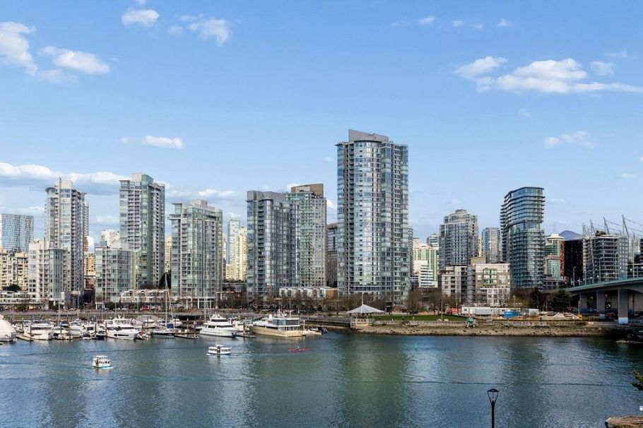 PH 409 1859 Spyglass Place Vancouver, BC - 11