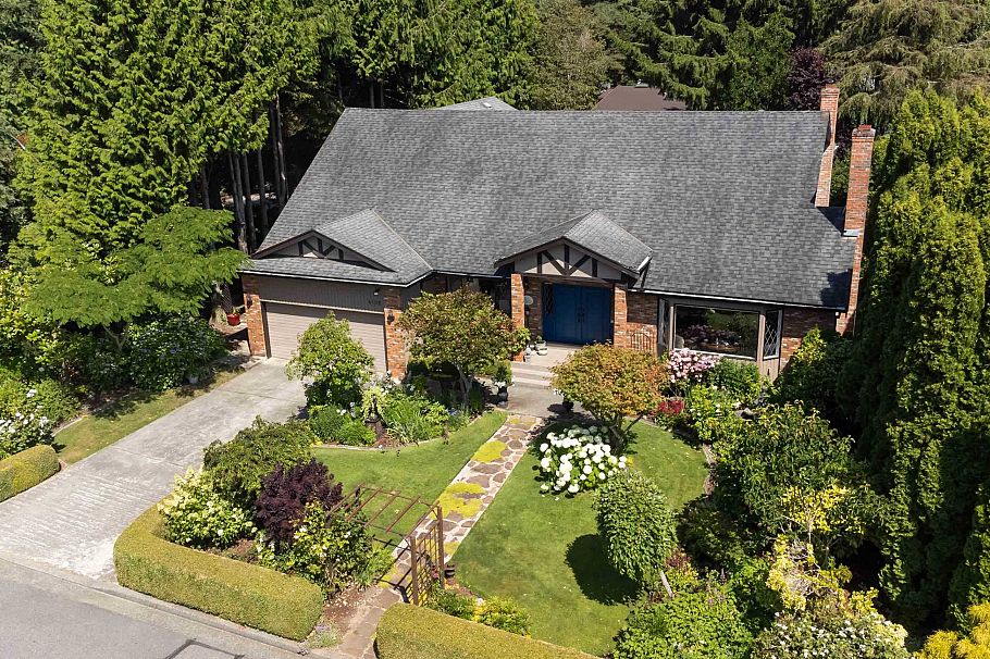 4106 Staulo Crescent Vancouver, BC - 38