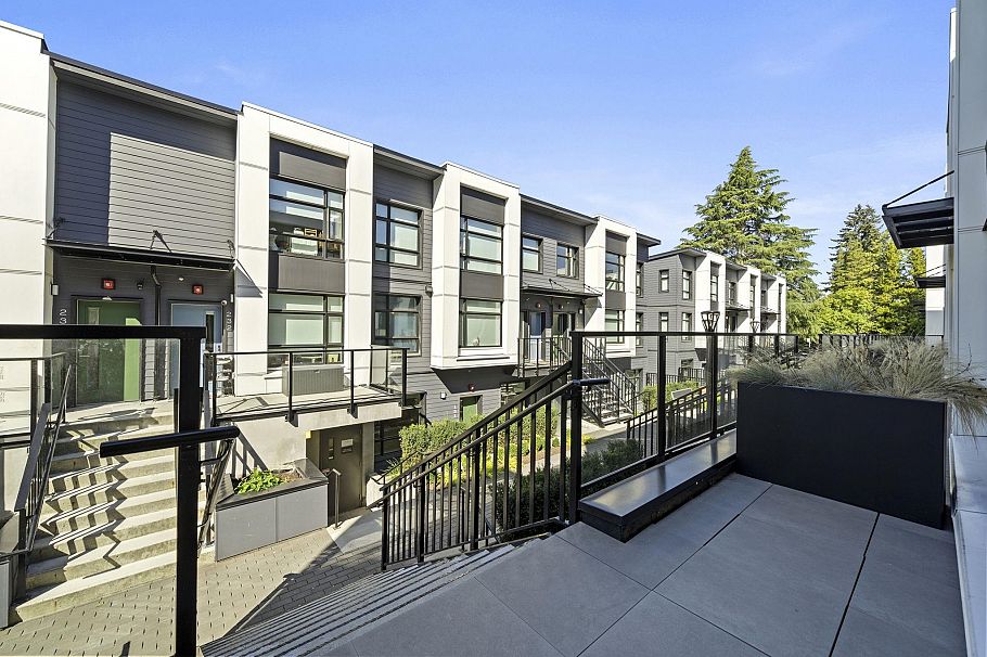 225 1010 W 47th Avenue Vancouver, BC - 32