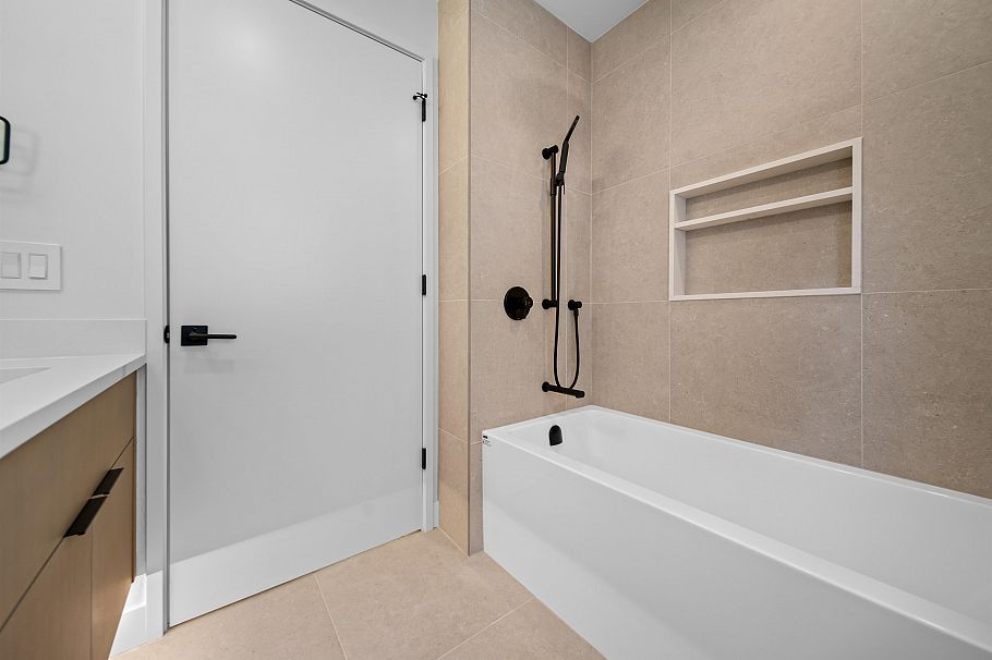 5407 Wales Street Vancouver, BC - 23