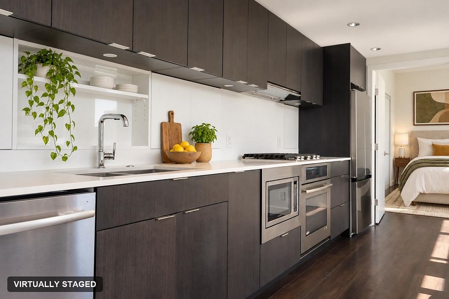 608 161 E 1st Avenue Vancouver, BC - 4