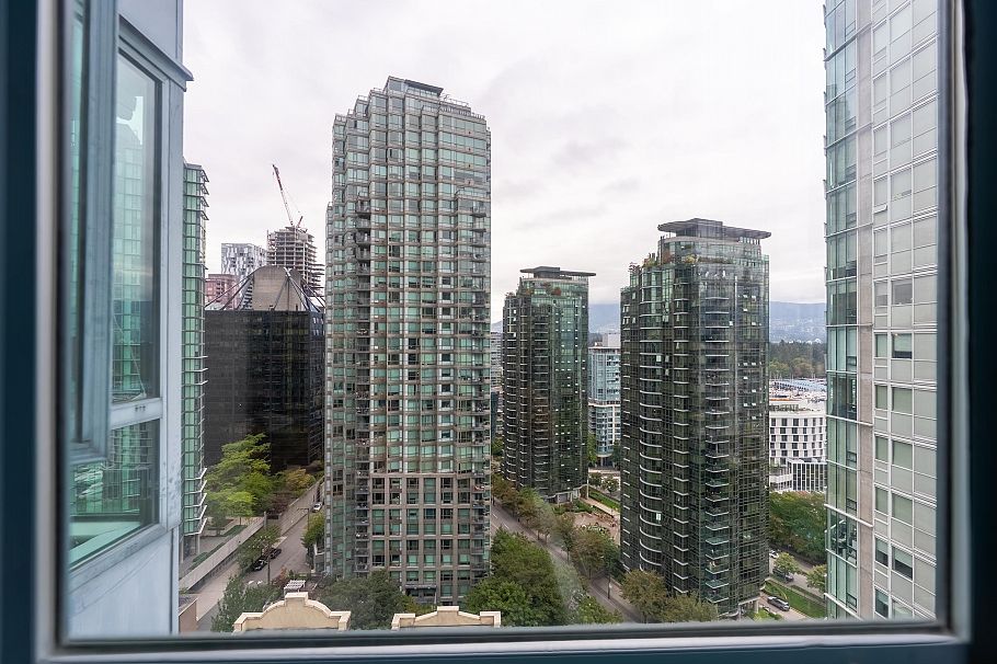 1903 1238 Melville Street Vancouver, BC - 26