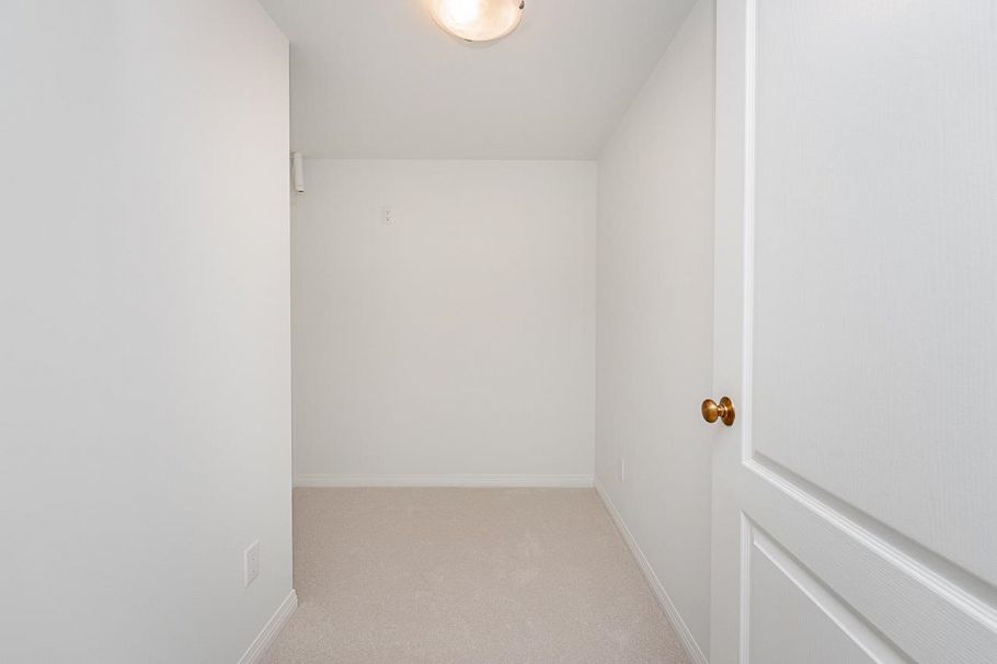 405 688 Fairchild Road Vancouver, BC - 28