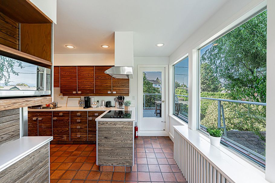 4327 Locarno Crescent Vancouver, BC - 9